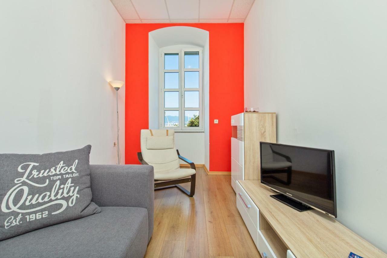 Apartment Mia Rijeka Exterior foto